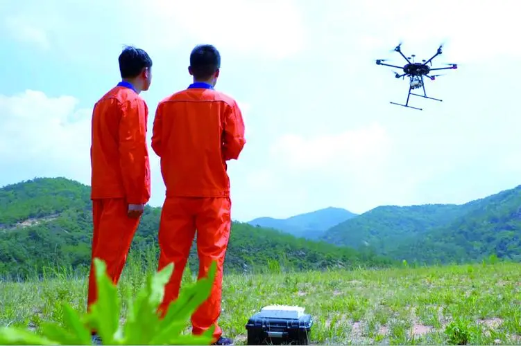 正蓝无人机倾斜摄影巡检拍摄